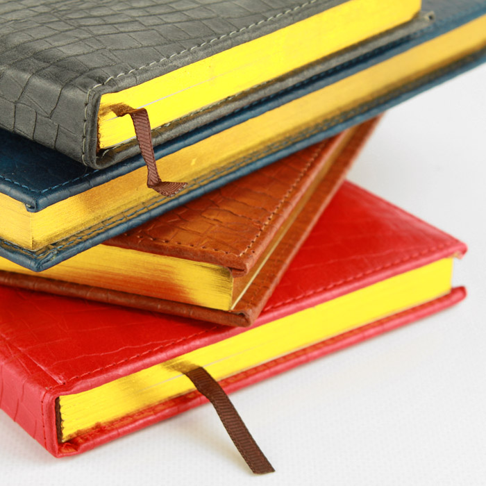 Ежедневник недатир., А5 136 л., обложка кож. зам. ассорти DV-13037 Китай